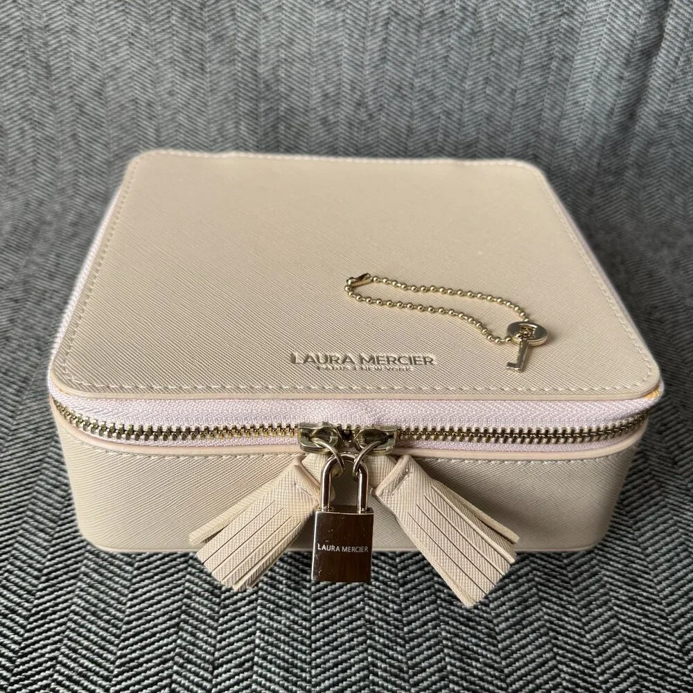 laura mercier blush pink